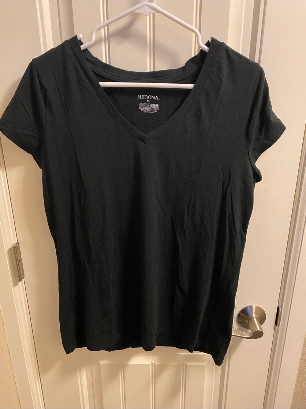 Merona XL Top Black Shirt V-neck Tee Short Sleeve
